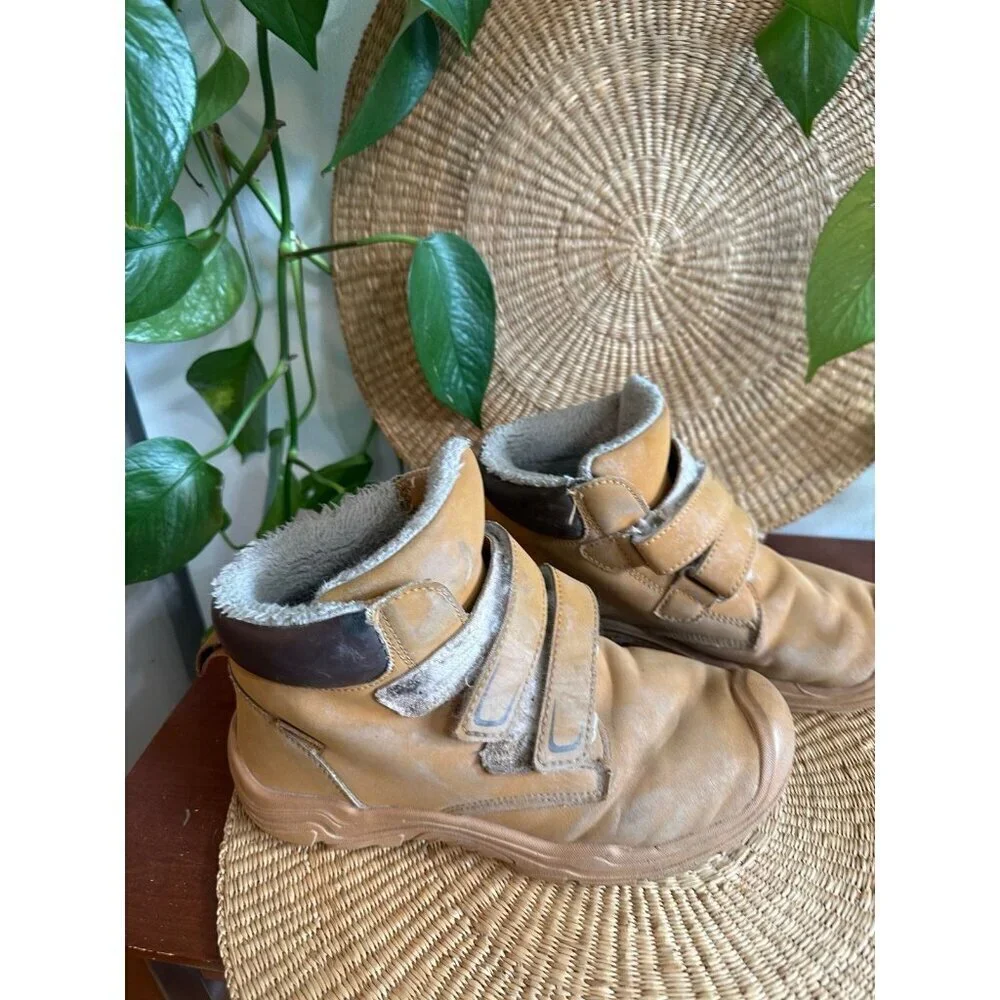 Youth Size 3 Brown Winter Boots – Faux Fur Lined